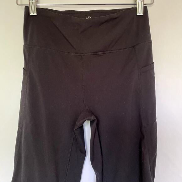 Gaiam black workout leggings flare leg pockets casual athleisure women's size S - Picture 2 of 7